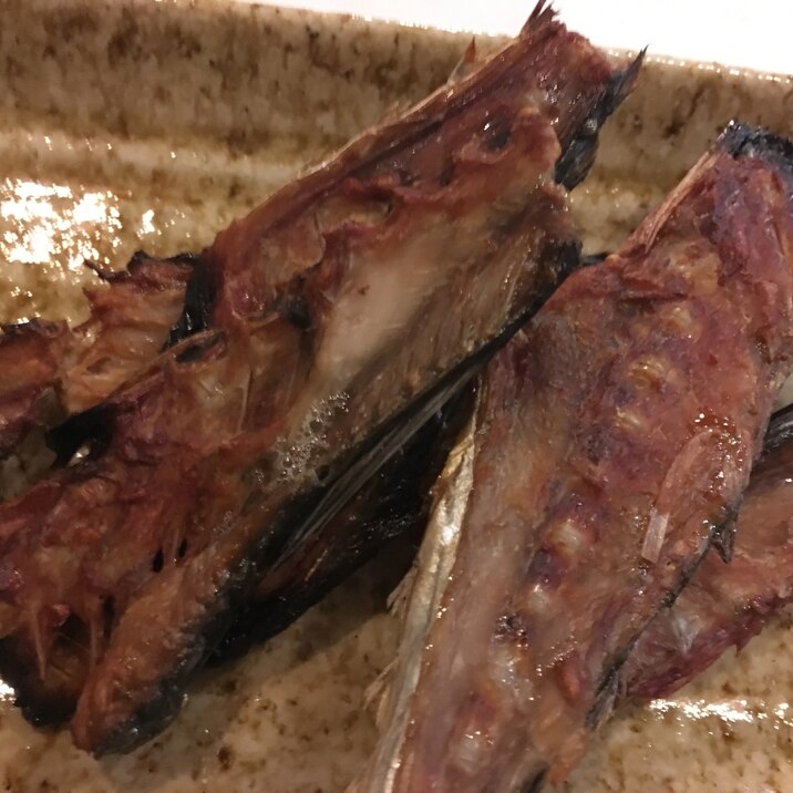 サバ中骨のパリパリ焼き レシピ 作り方 By Tommeg12 楽天レシピ サバ中骨のパリパリ焼き レシピ 作り方 By Tommeg12 楽天レシピ